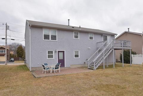 207 Wellspring Dr, Warwick, RI 02886 photo 3