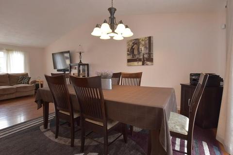 207 Wellspring Dr, Warwick, RI 02886 photo 8