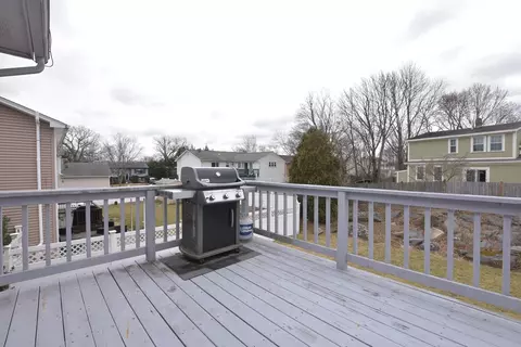 207 Wellspring Dr, Warwick, RI 02886 photo 5