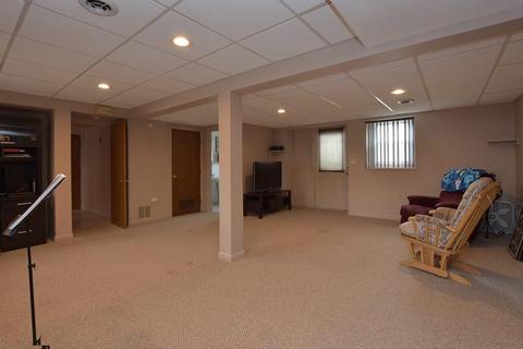 207 Wellspring Dr, Warwick, RI 02886 photo 4