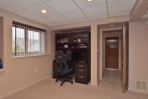 207 Wellspring Dr, Warwick, RI 02886 photo 7