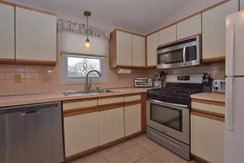 207 Wellspring Dr, Warwick, RI 02886 photo 10