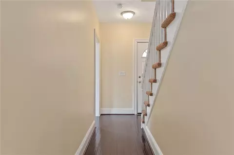 34 New St, Mapleville, RI 02839 photo 12