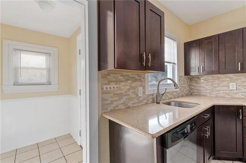 34 New St, Mapleville, RI 02839 photo 8
