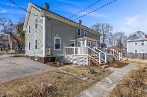 34 New St, Mapleville, RI 02839 photo 2