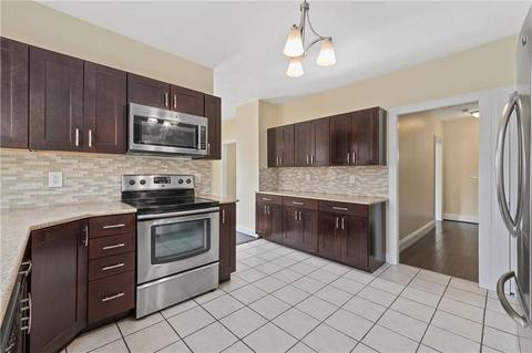 34 New St, Mapleville, RI 02839 photo 5