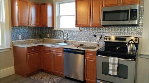 147 Ottawa Ave, Warwick, RI 02889 photo 1