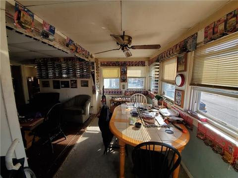 43 Mohawk Ave, Warwick, RI 02889 photo 2