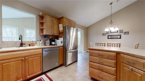 355 Chestnut Hill Rd, Glocester, RI 02814 photo 9