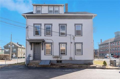 404 N Main St, Woonsocket, RI 02895 photo 1