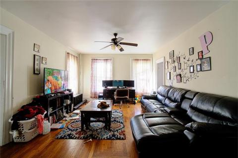 404 N Main St, Woonsocket, RI 02895 photo 3
