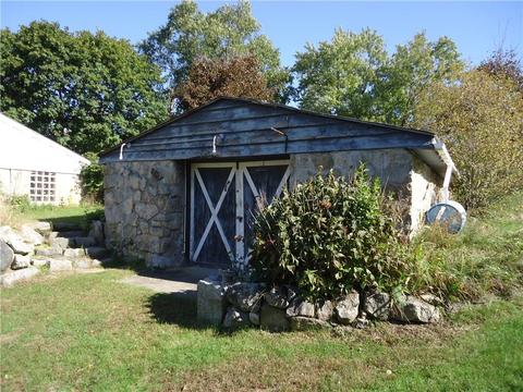 133 Read Ave, Coventry, RI 02816 photo 12