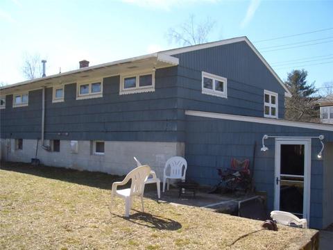 133 Read Ave, Coventry, RI 02816 photo 4