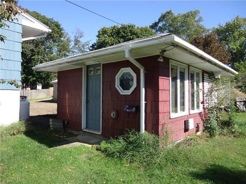 133 Read Ave, Coventry, RI 02816 photo 5