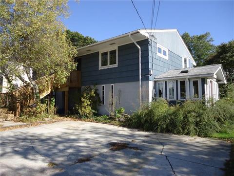 133 Read Ave, Coventry, RI 02816 photo 2