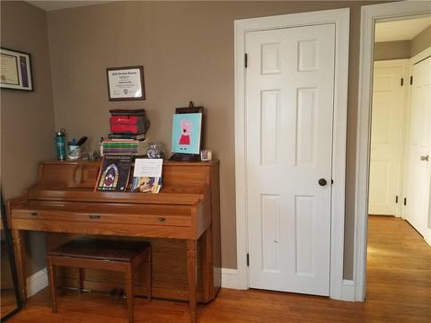 27 Arrow Ave, Warwick, RI 02886 photo 16