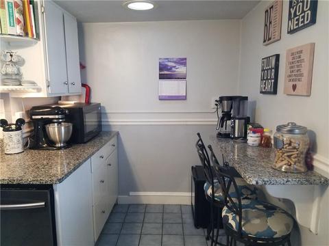 27 Arrow Ave, Warwick, RI 02886 photo 5