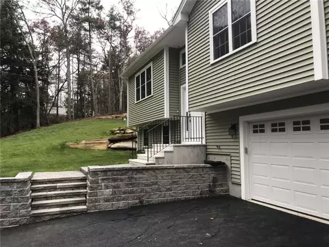 70 Vernon Dr, Glocester, RI 02814 photo 3