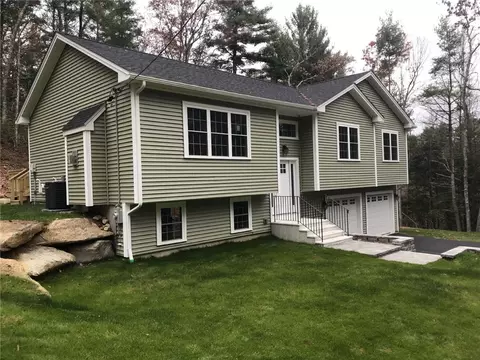 70 Vernon Dr, Glocester, RI 02814 photo 2