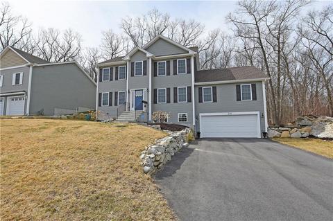 234 Gauthier Dr, Woonsocket, RI 02895 photo 2