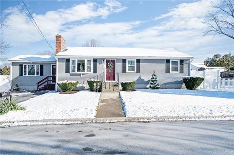 7 Star Ave, Woonsocket, RI 02895 photo 1