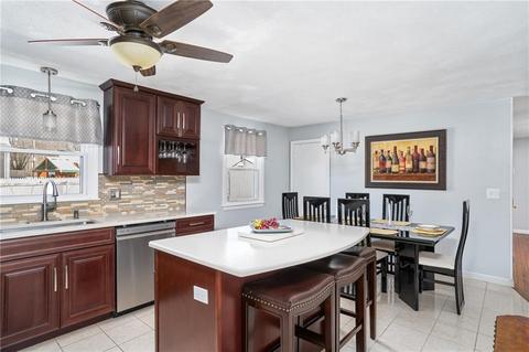 7 Star Ave, Woonsocket, RI 02895 photo 5