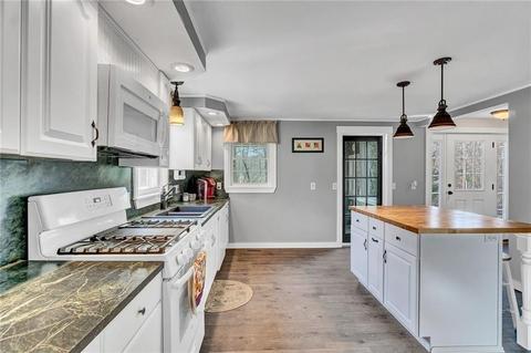 183 Tarklin Rd, Glocester, RI 02814 photo 5