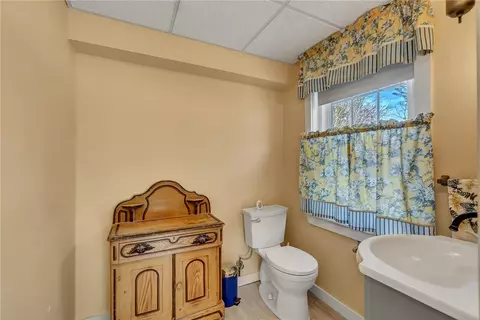 183 Tarklin Rd, Glocester, RI 02814 photo 9