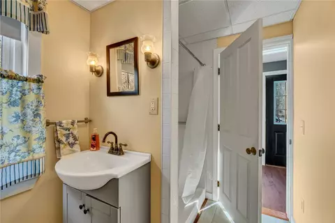 183 Tarklin Rd, Glocester, RI 02814 photo 10