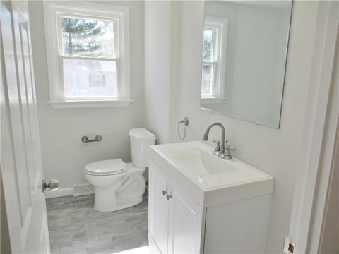 22 Colonial Rd, Coventry, RI 02816 photo 7