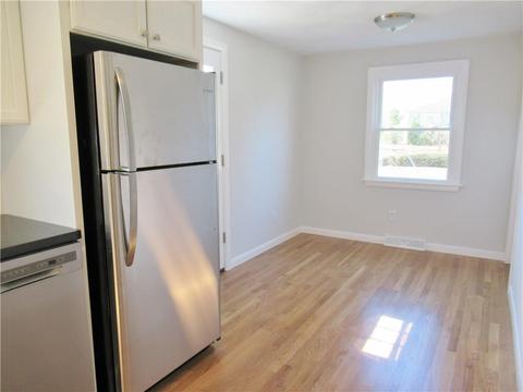 22 Colonial Rd, Coventry, RI 02816 photo 5