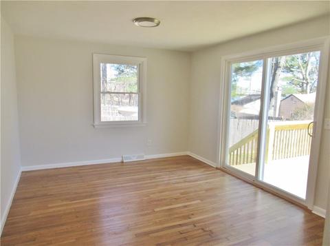 22 Colonial Rd, Coventry, RI 02816 photo 10