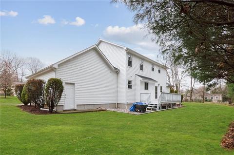 81 Castleton Dr, Cranston, RI 02921 photo 29