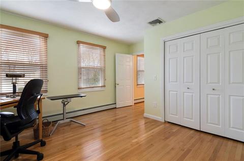 81 Castleton Dr, Cranston, RI 02921 photo 22