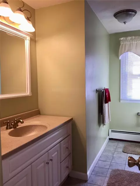 28 Centennial St, Coventry, RI 02816 photo 11