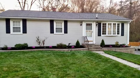 28 Centennial St, Coventry, RI 02816 photo 1