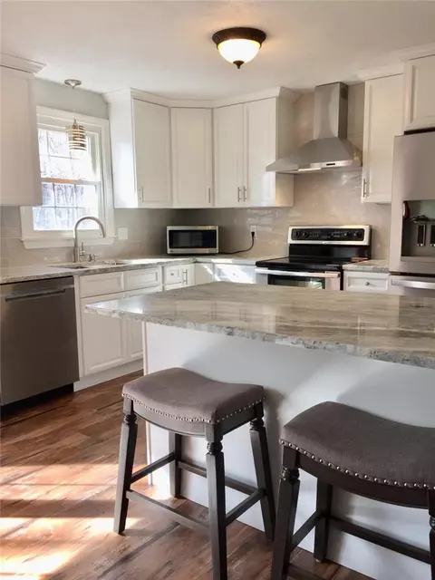 28 Centennial St, Coventry, RI 02816 photo 7