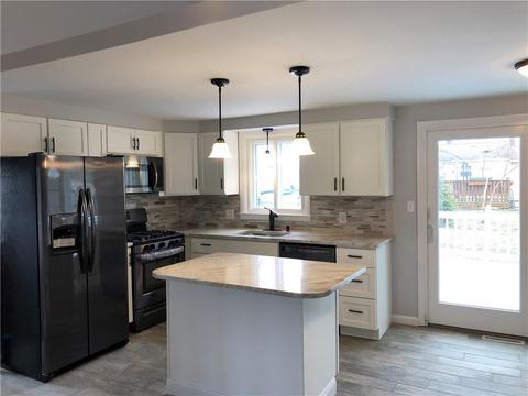 37 Cole Ave, Warwick, RI 02886 photo 3