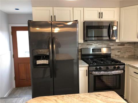 37 Cole Ave, Warwick, RI 02886 photo 4