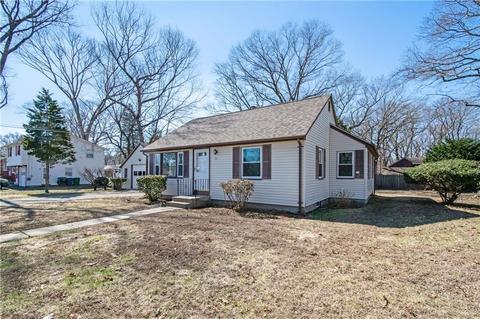 91 Park View Ave, Warwick, RI 02888 photo 2