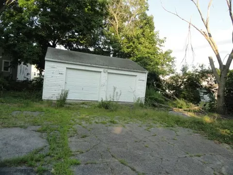 88 Reed St, Warwick, RI 02886 photo 4