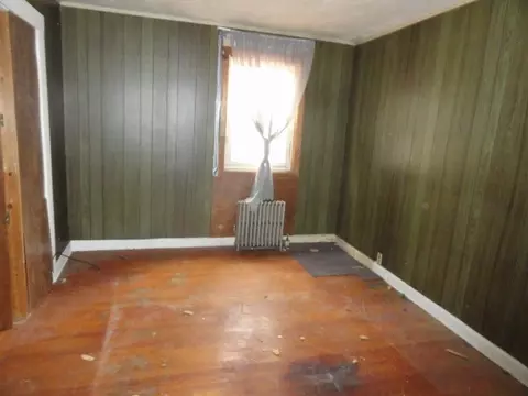 88 Reed St, Warwick, RI 02886 photo 6