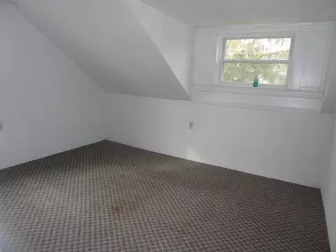 88 Reed St, Warwick, RI 02886 photo 11