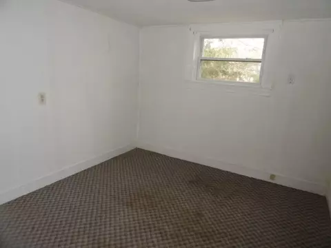 88 Reed St, Warwick, RI 02886 photo 10