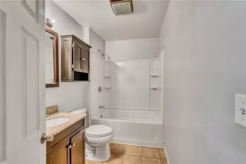 118 Kennedy St, Woonsocket, RI 02895 photo 12