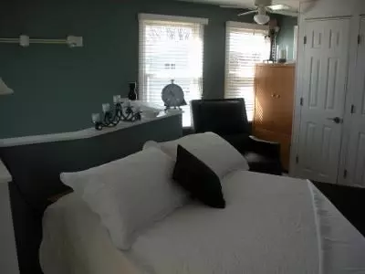 75 Point Ave, Warwick, RI 02889 photo 16