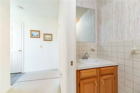 274 Shore Rd #B, Westerly, RI 02891 photo 18
