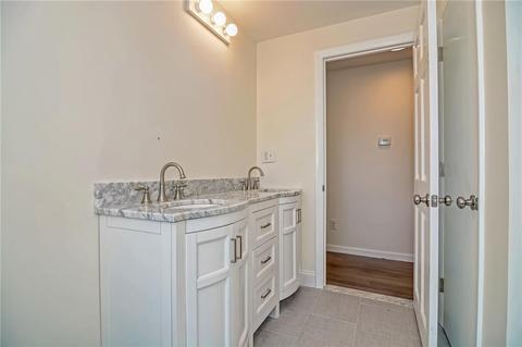 103 Nancy Ct, Woonsocket, RI 02895 photo 21