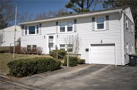 5 Vera Rd, Coventry, RI 02816 photo 2