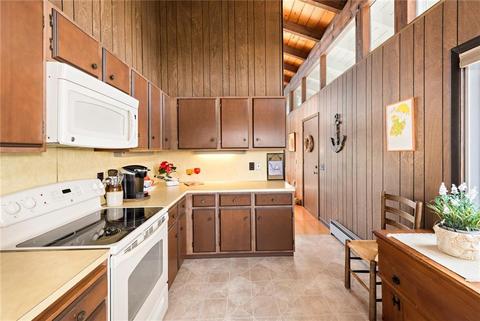 21 Knowles Ave, Westerly, RI 02891 photo 29